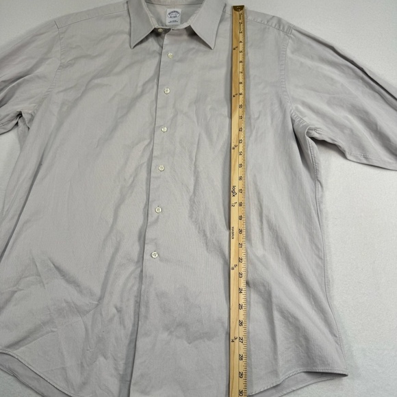 Brooks Brothers Button Up Shirt Mens Size 17 1/2 X 34 Light Grey Collard - Picture 7 of 9